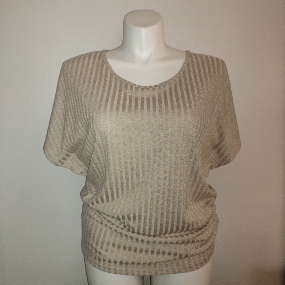 Rouge Collection Sweater